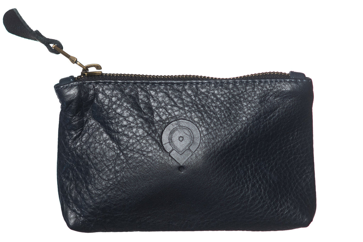 THE MANAGER : SLATES