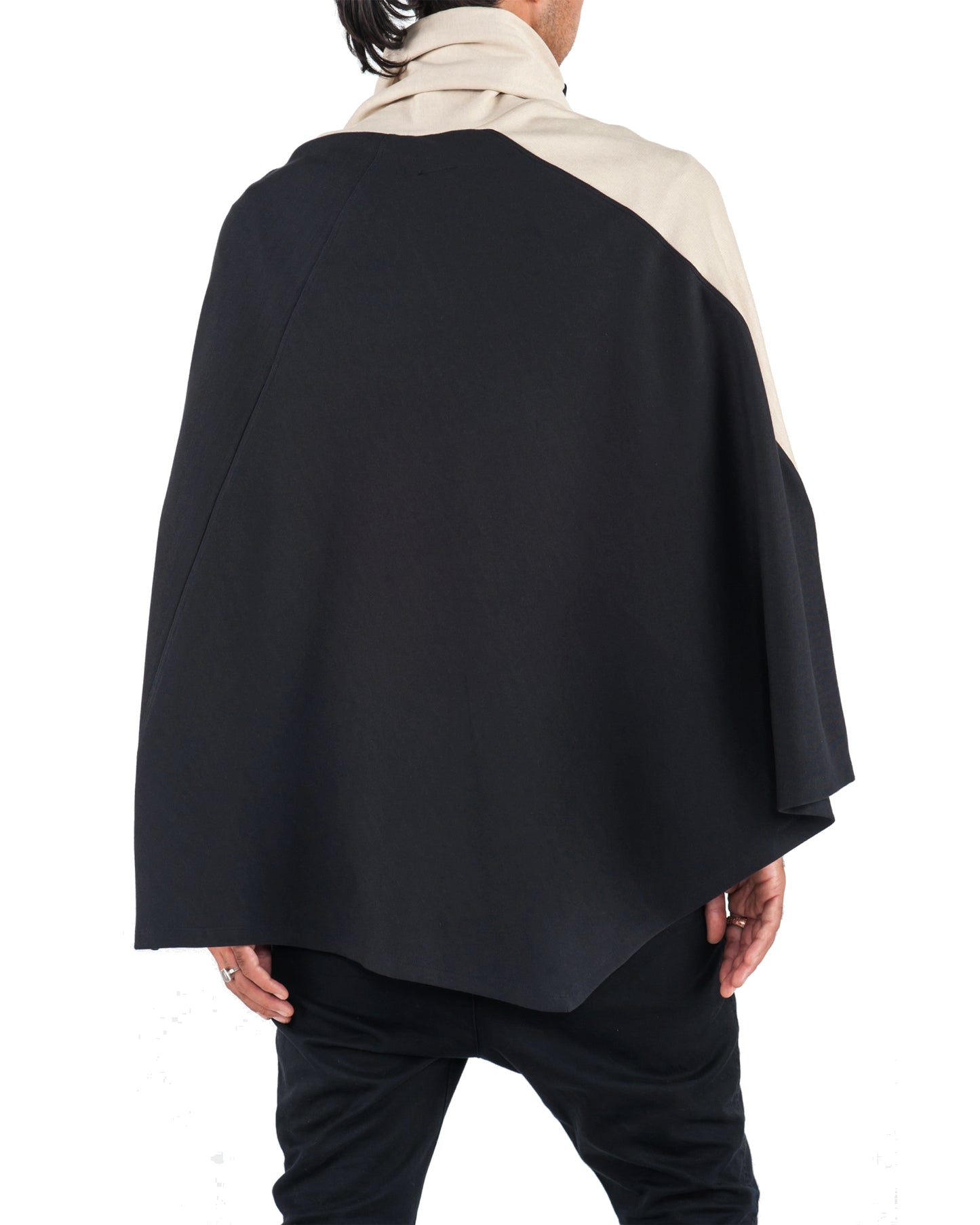 CôVa Cloak • BLACK SAND