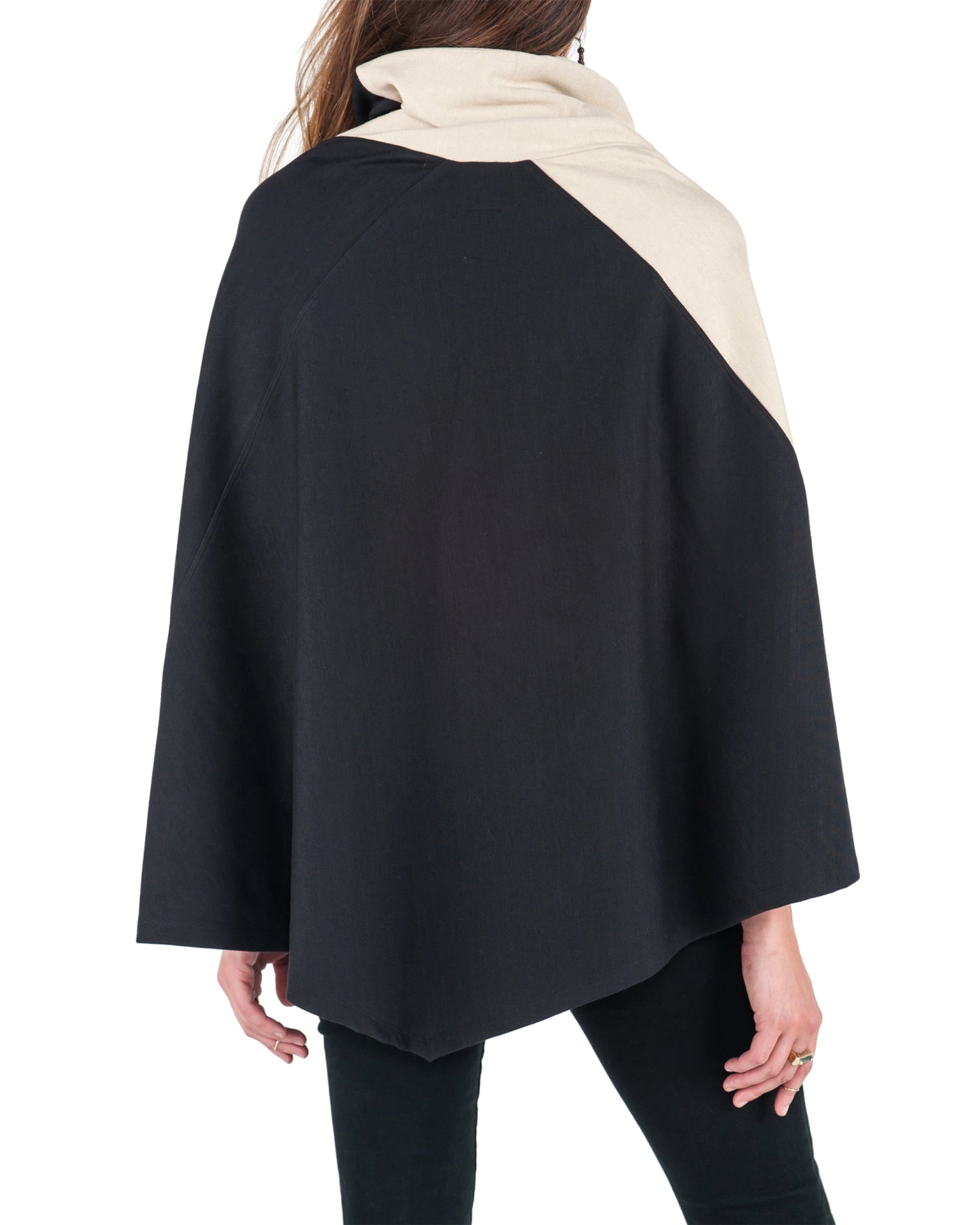 CôVa Cloak • BLACK SAND