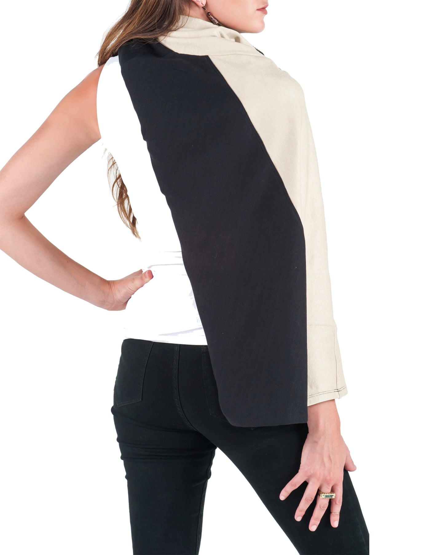 CôVa Cloak • BLACK SAND